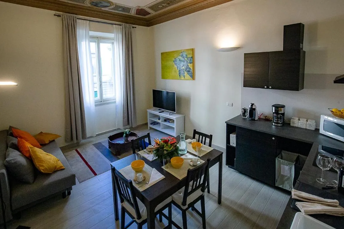 Image of Wall Up Apartment
