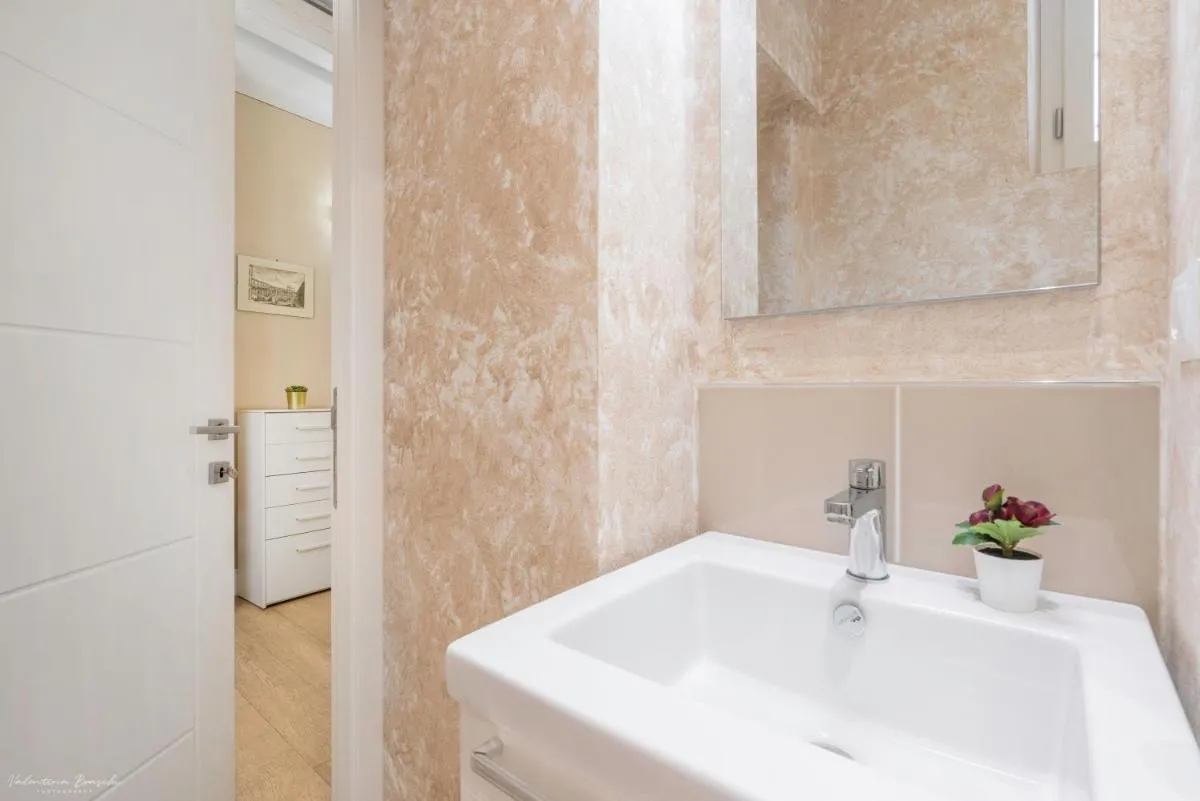Image 5 of Wine Apartments Florence Barolo