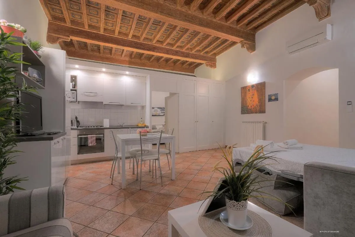 Image 1 of Wine Apartments Florence Moscato