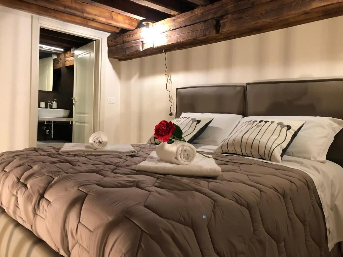 Image 1 of signoria suite
