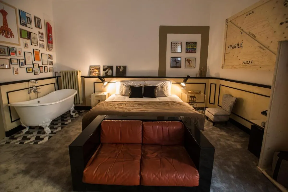 Image 2 of AdAstra Suites