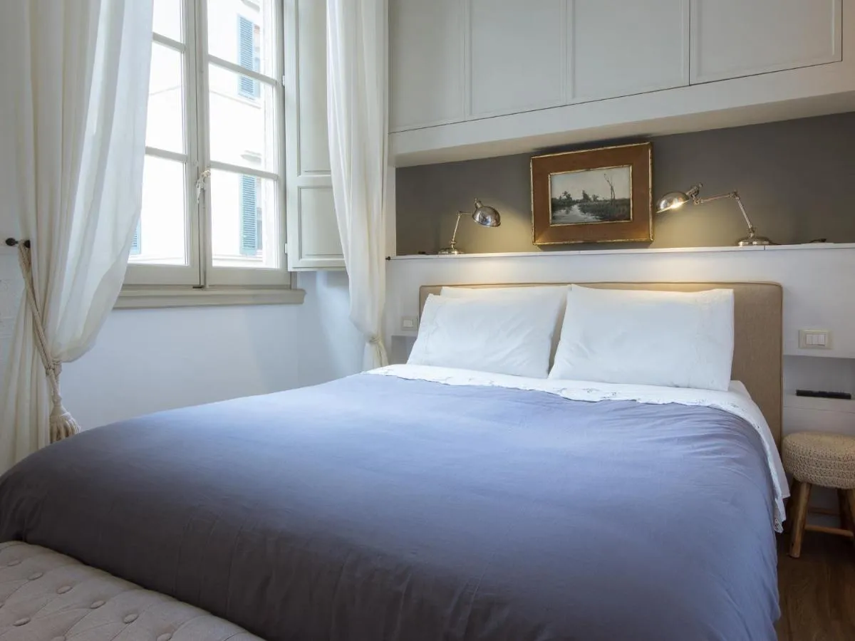 Image 1 of Apartments Florence – Orsanmichele view