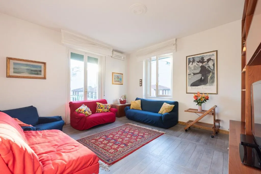 Image of Cappuccini Florence Family & Group 3 Bedrooms Jacuzzi Fast Wi-Fi Air Conditioned Tram
