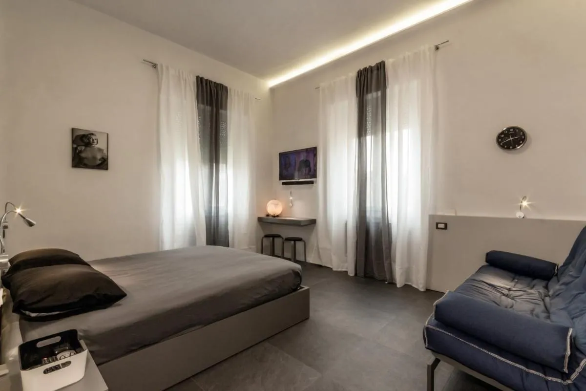 Image 1 of Casa Mirko – B & B con stazione ricarica auto elettriche parcheggio privato auto moto biciclette