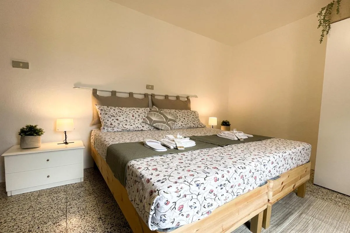 Image 2 of Casa storica con terrazzo