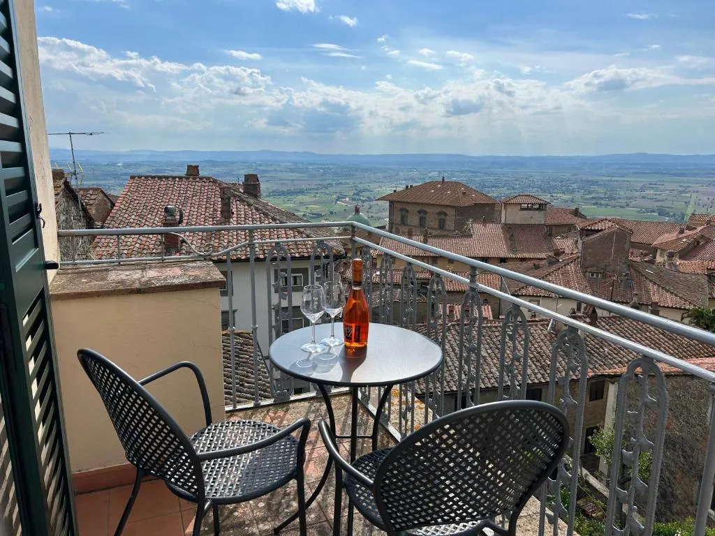 Image of Cortona’s Rooftop Nest