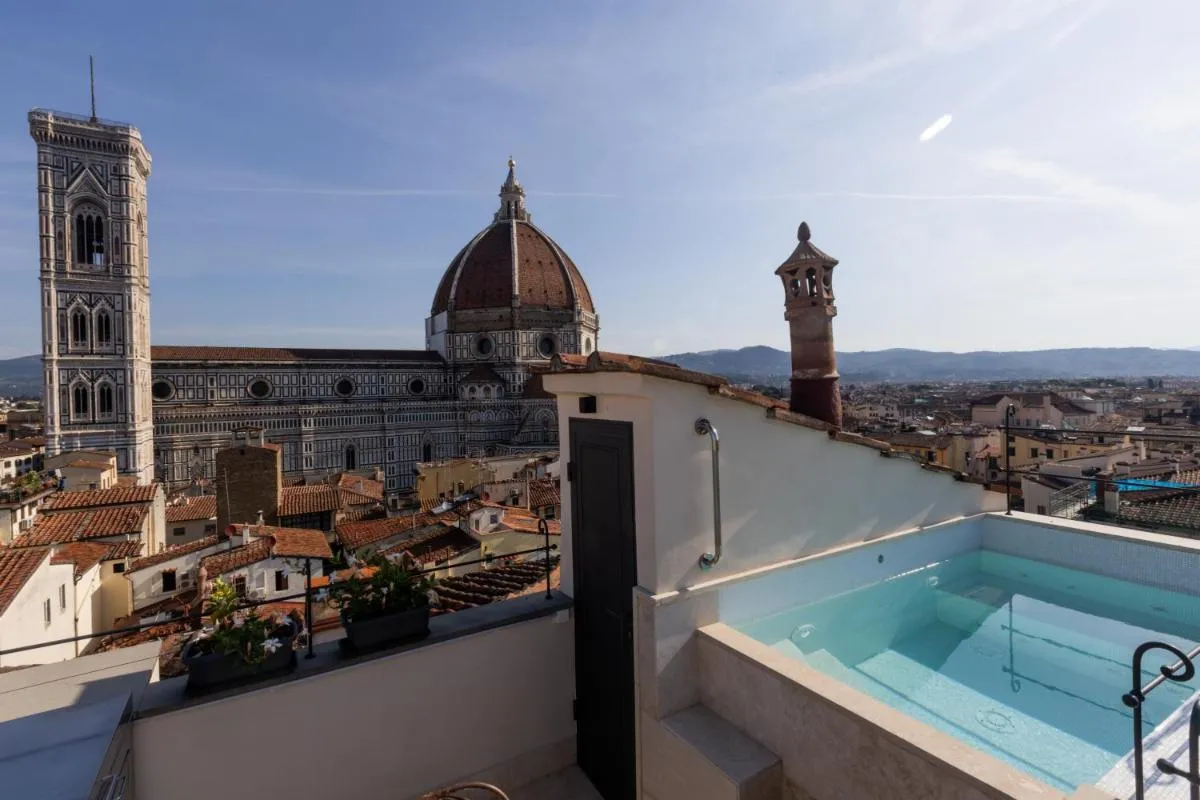 Image 3 of Donati Luxury Tower Suites