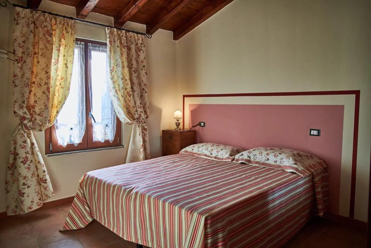 Image 1 of Eremo dei Poeti Albergo diffuso