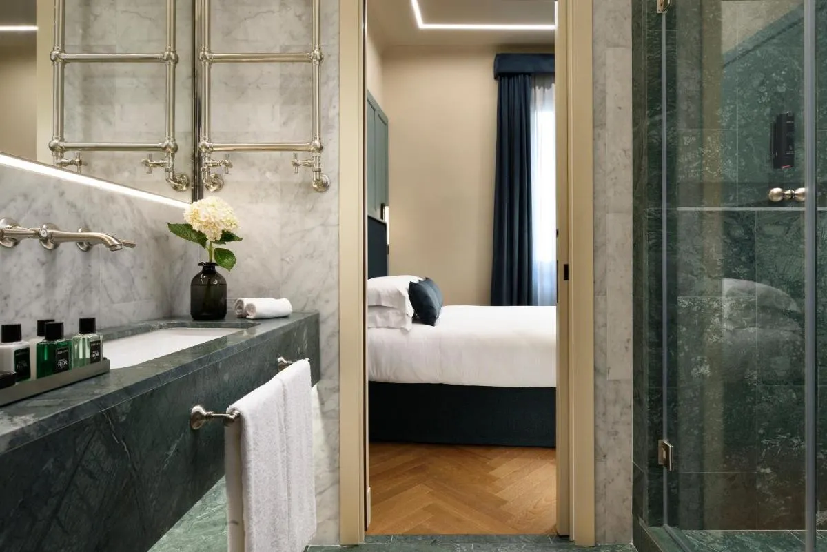 Image 2 of Floren Hotel