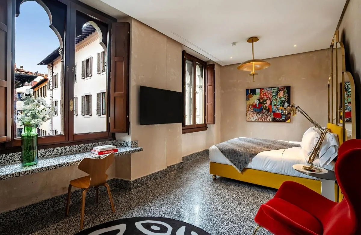 Image 5 of Hotel Calimala Florence