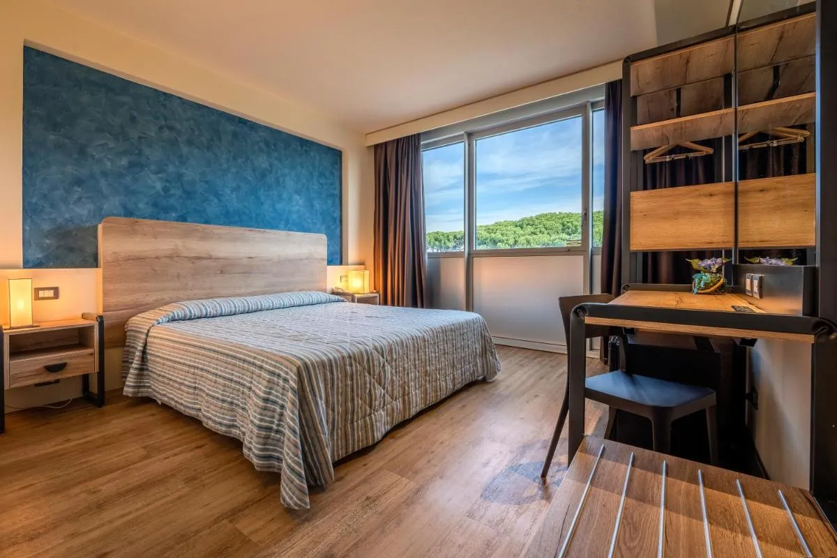 Image 6 of Hotel Galilei