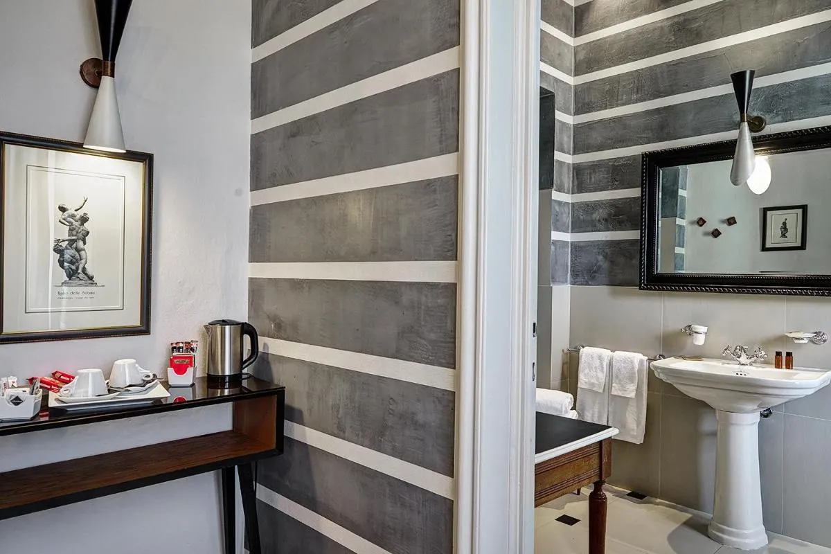 Image 1 of Hotel Lungarno Vespucci 50