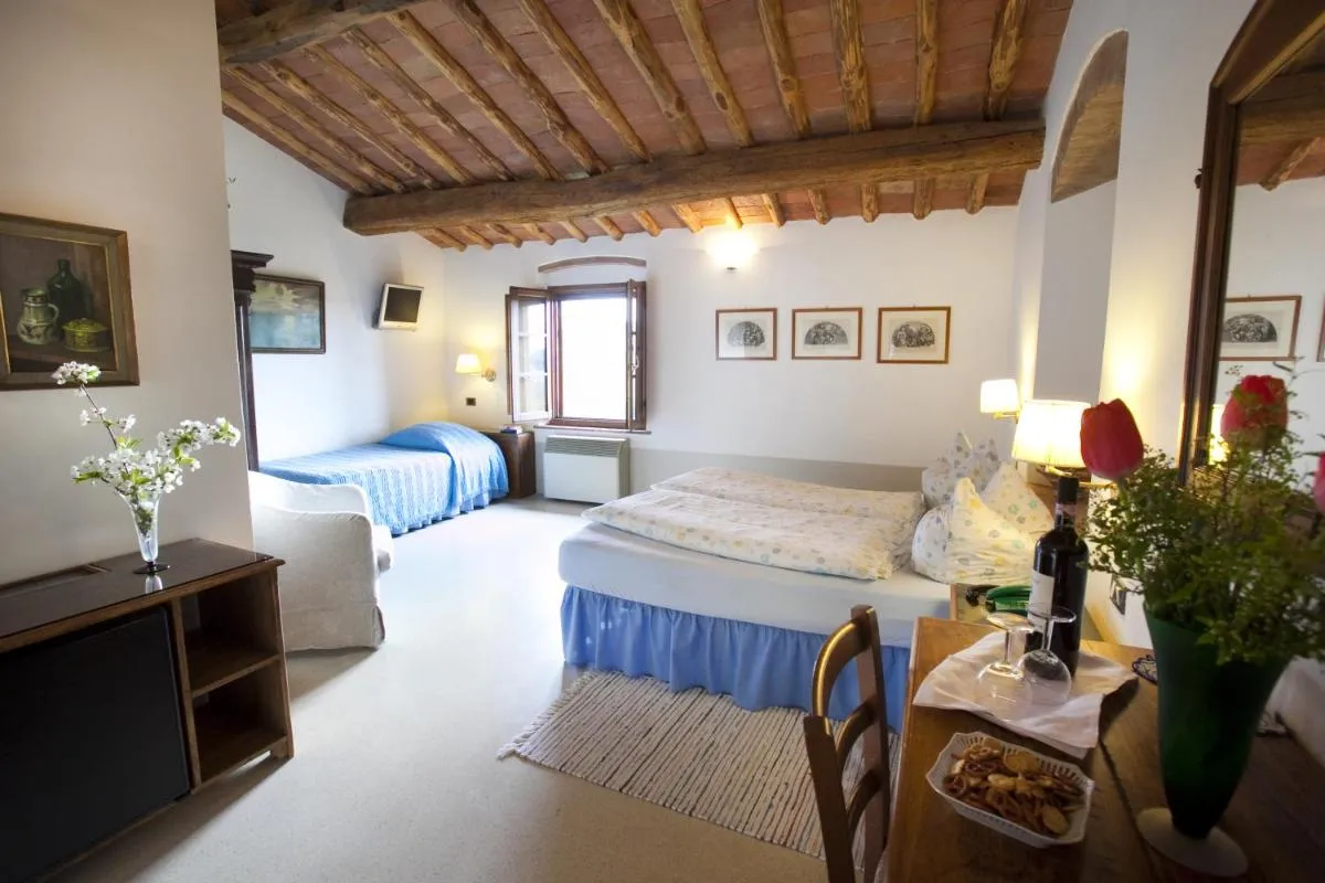 Image 1 of Il Rosolaccio