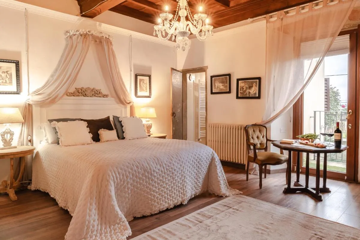 Image 3 of LA FINESTRA SUL BORGO Dimora Storica