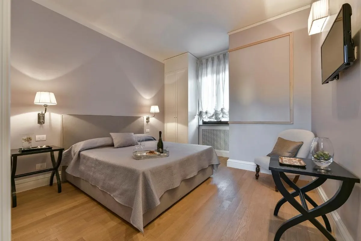 Image 1 of Lanfredini Firenze