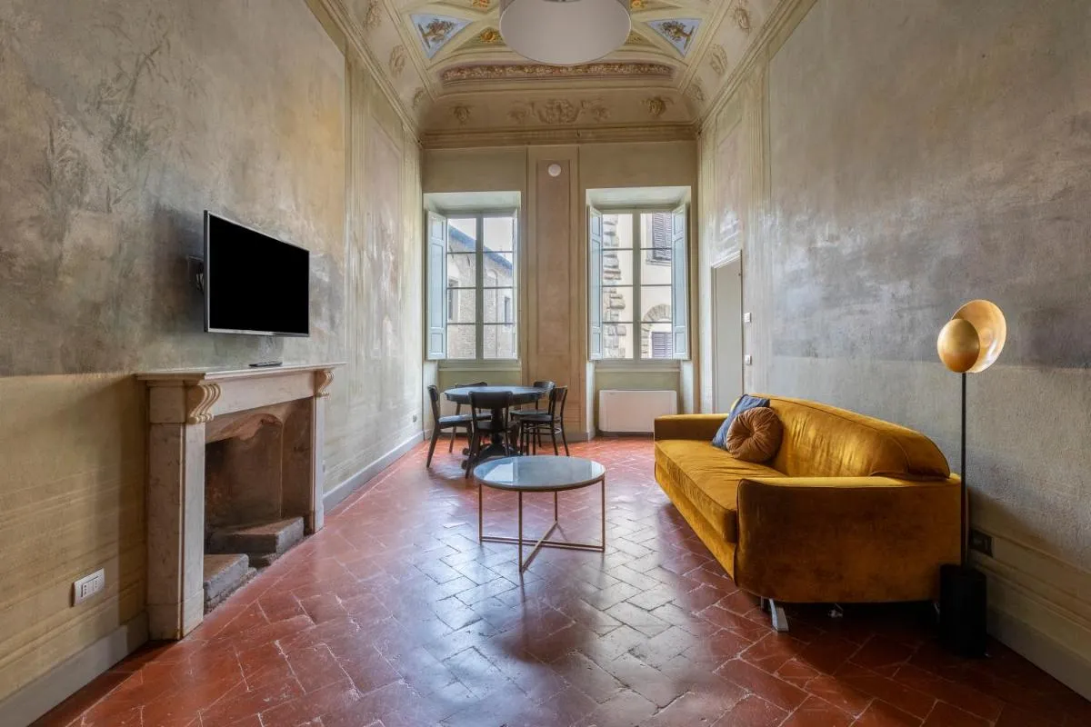 Image 1 of Numa Florence Felice