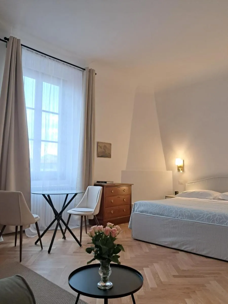 Image 1 of Palazzo Capponi alle Rovinate