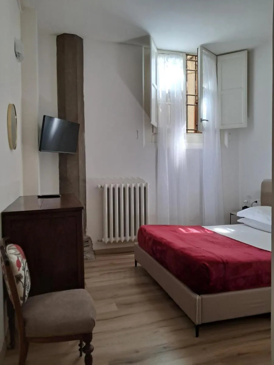 Image 2 of Palazzo Capponi alle Rovinate