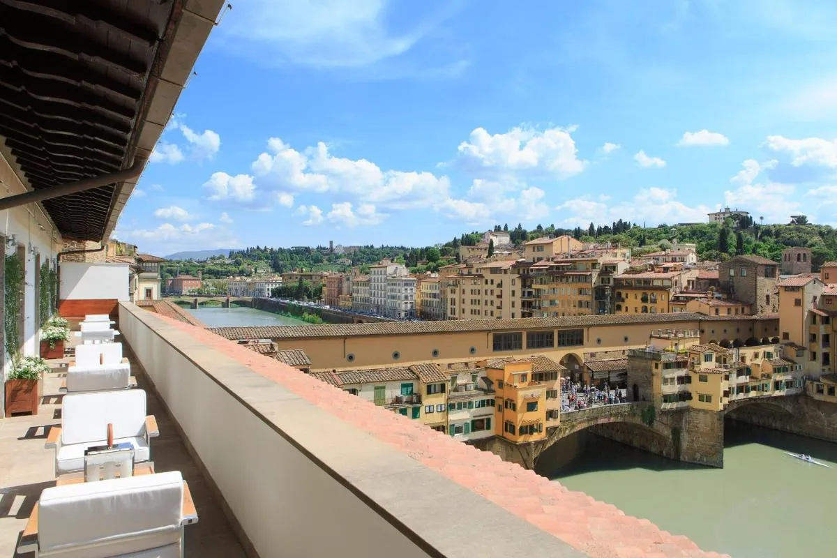 Image 2 of Portrait Firenze – Lungarno Collection