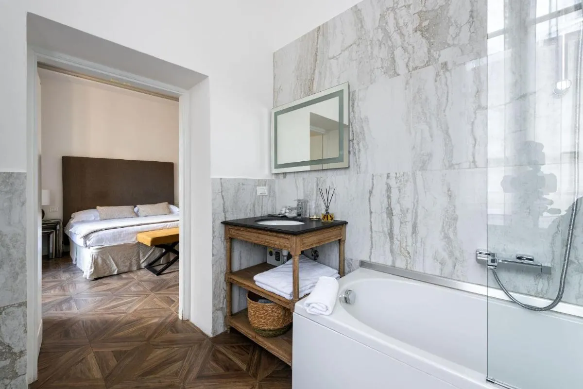 Image 2 of RFC Repubblica Florence Core B&B