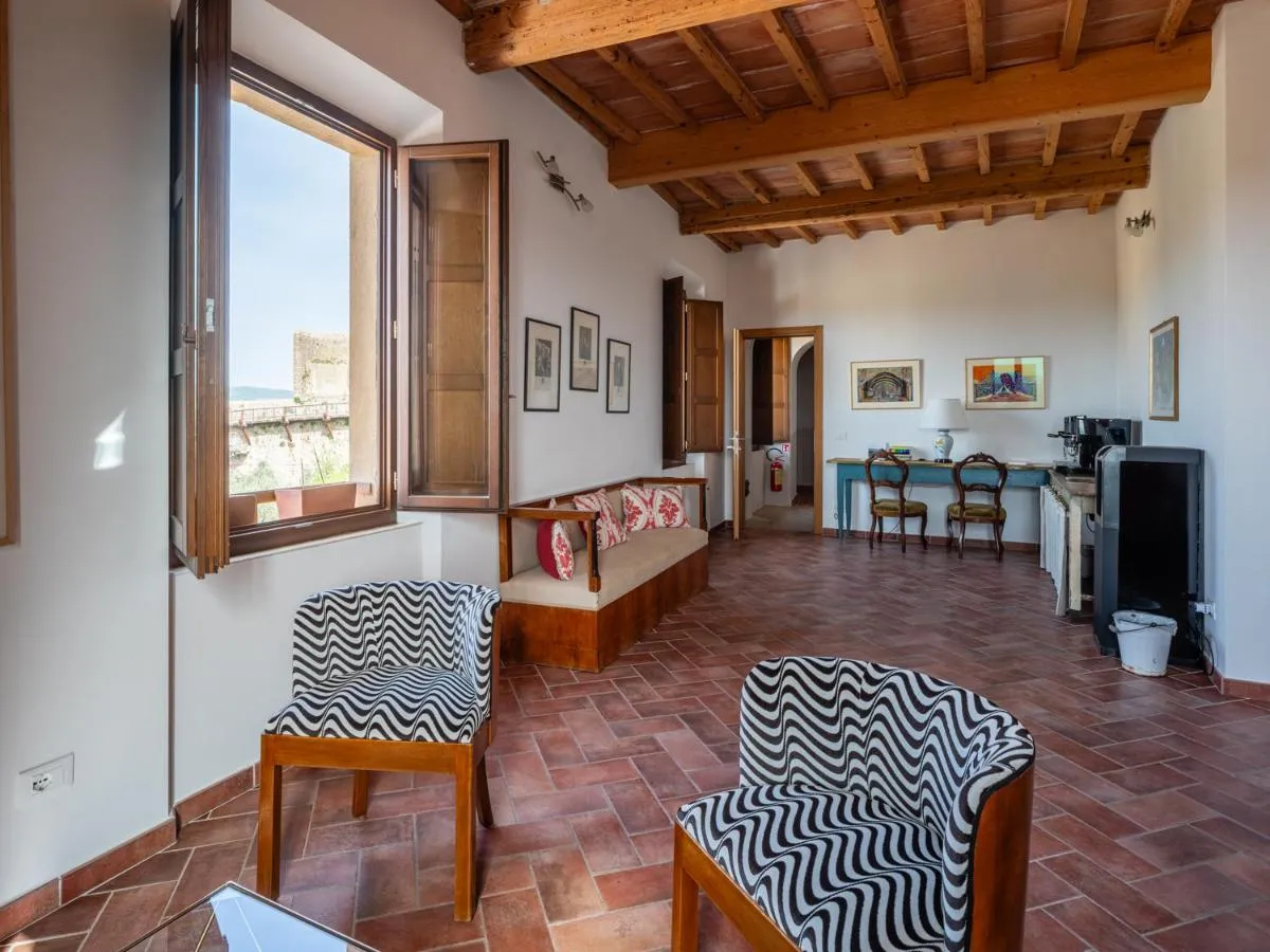 Image 3 of Rooms and Wine al Castello