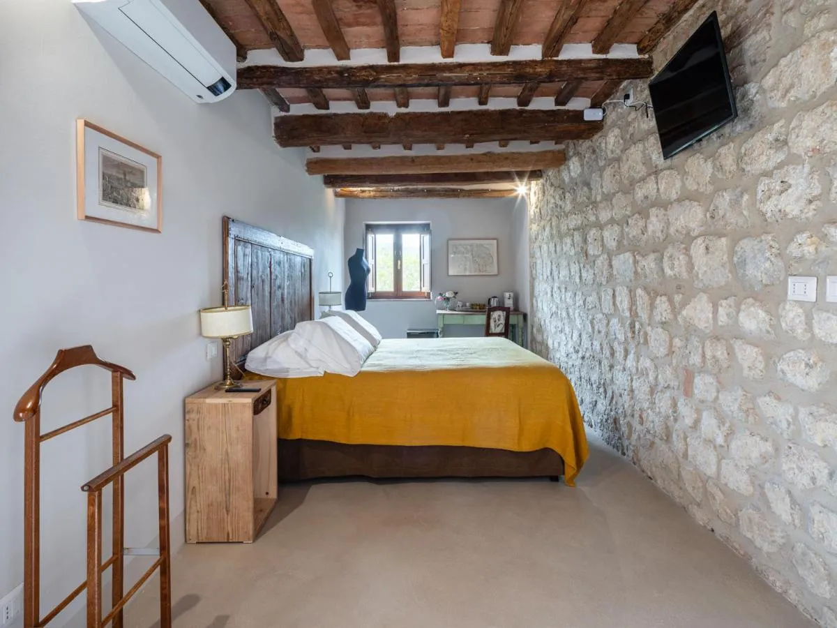 Image 1 of Rooms and Wine al Castello