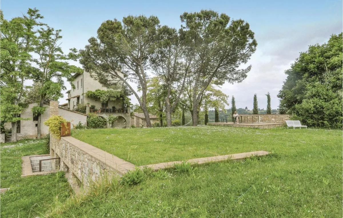 Image 6 of Sanlucchese 2