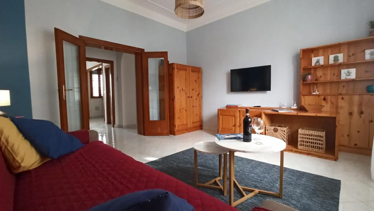 Image 4 of SeaGarden Apartment