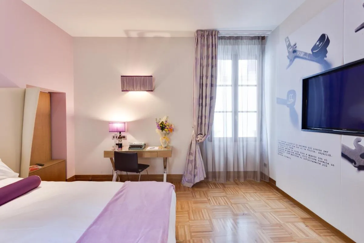 Image 4 of Solo Experience Hotel