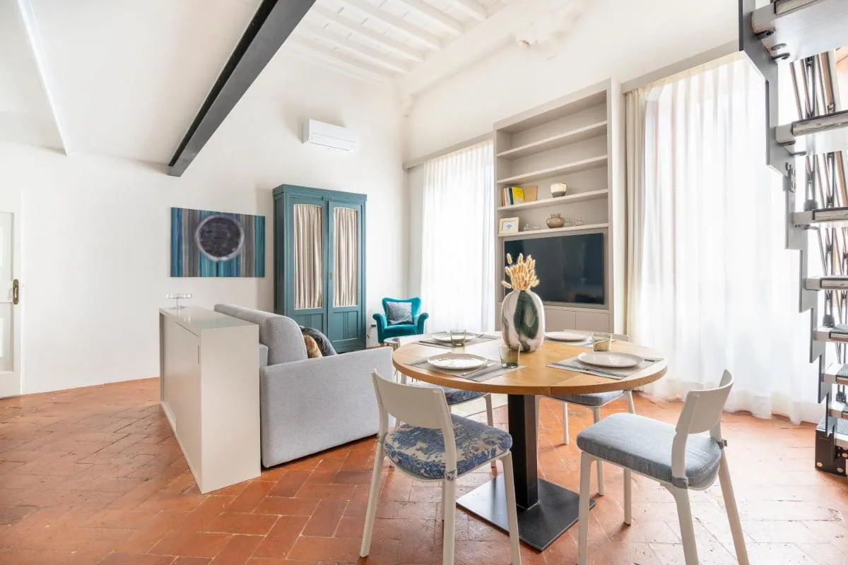 Image 2 of The Florence Tornabuoni Palace Boutique Apartments