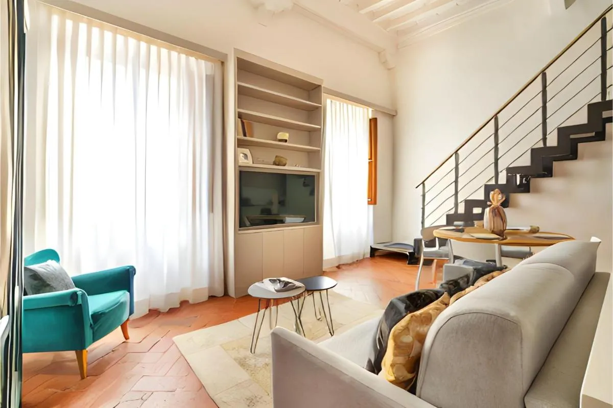Image 4 of The Florence Tornabuoni Palace Boutique Apartments