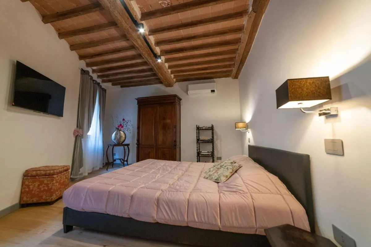 Image 1 of The Rose Suite Siena