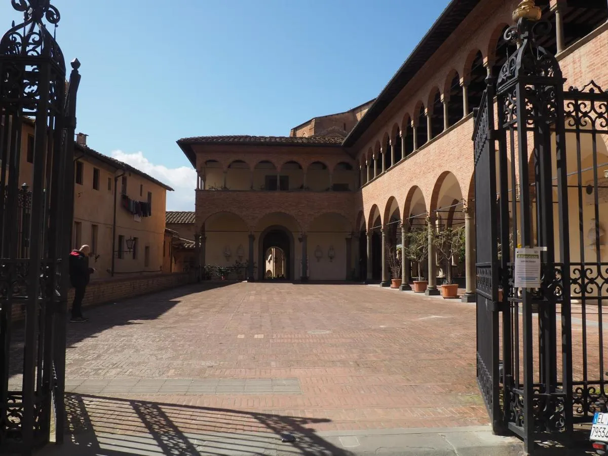 Image 5 of The Rose Suite Siena