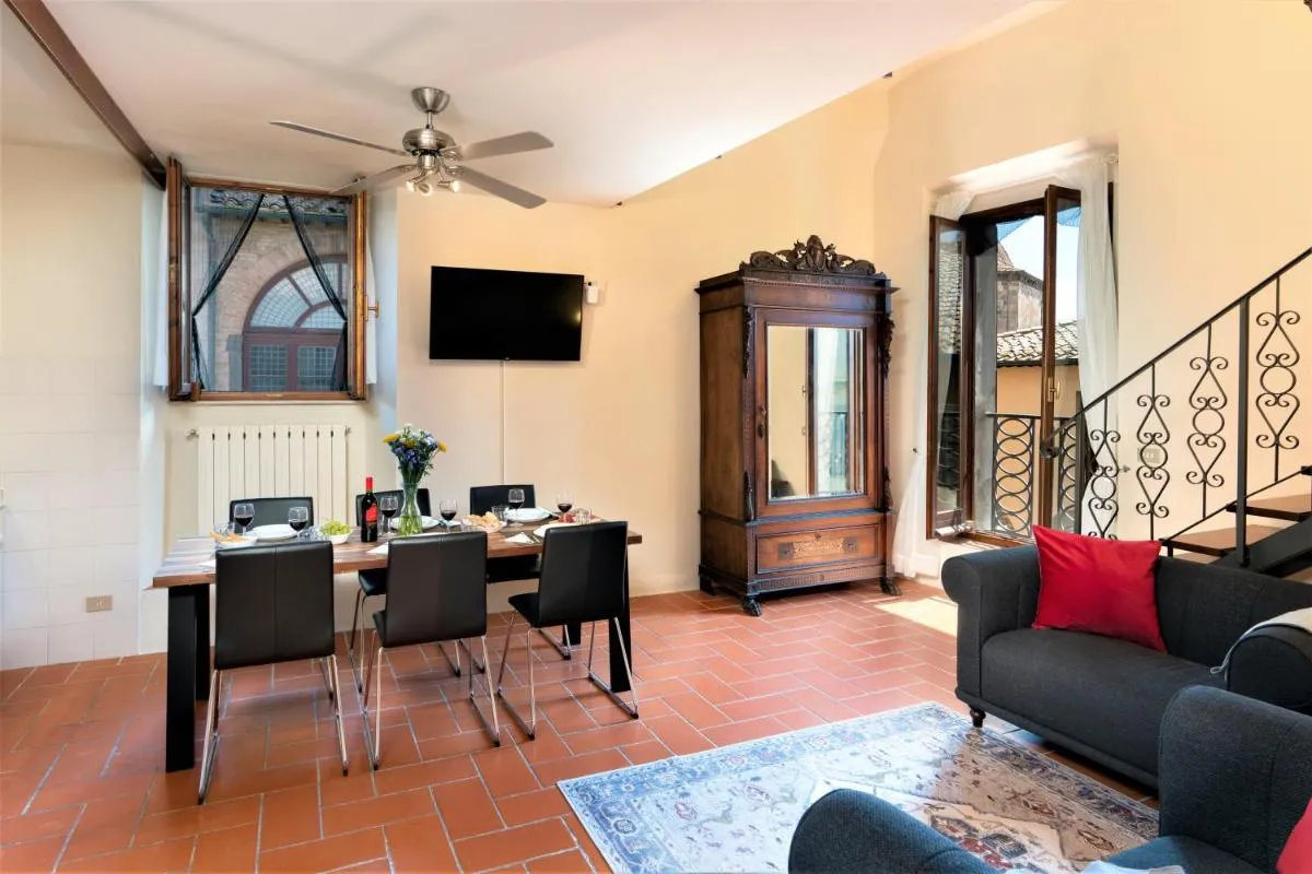 Image 3 of The Walkable Volterra Rooftop Suite