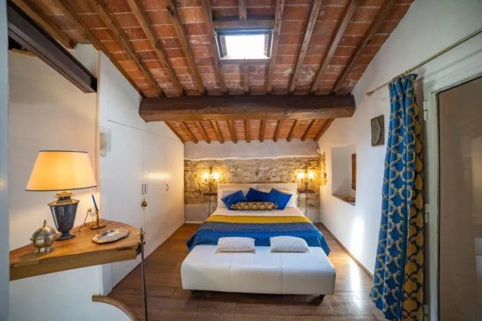Image 1 of VILLA ANCORA Tenuta Lonciano