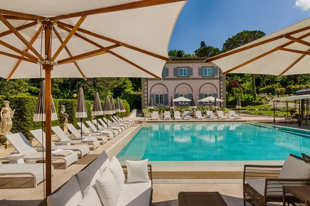 Image 2 of Villa Cora