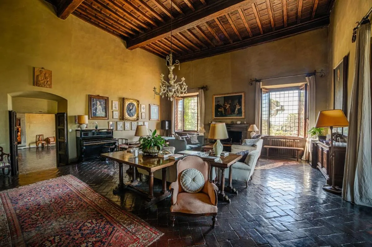 Image 3 of Villa Rucellai
