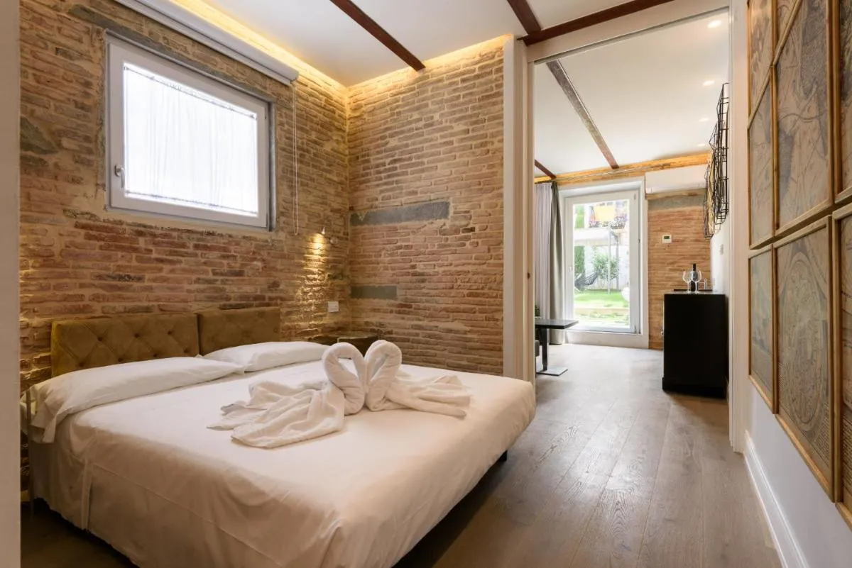Image 1 of Vivaldi luxury suites