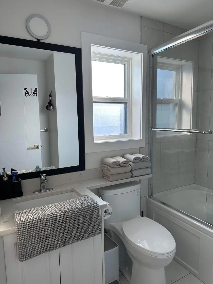 Image 5 of 2BR 1.5BA Full Kitchen Private Guest House – Free Parking – Central Location