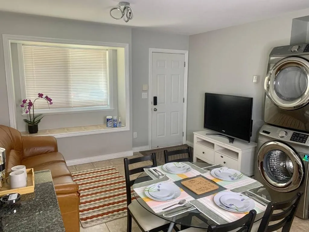 Image of 2BR near Skytrain station, Private and convenient