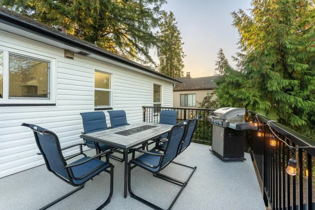 Image 5 of Amazing House In The Heart Of Vancouver DT/YVR/UBC