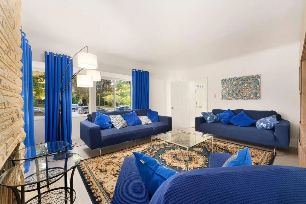 Image 1 of Amazing House In The Heart Of Vancouver DT/YVR/UBC