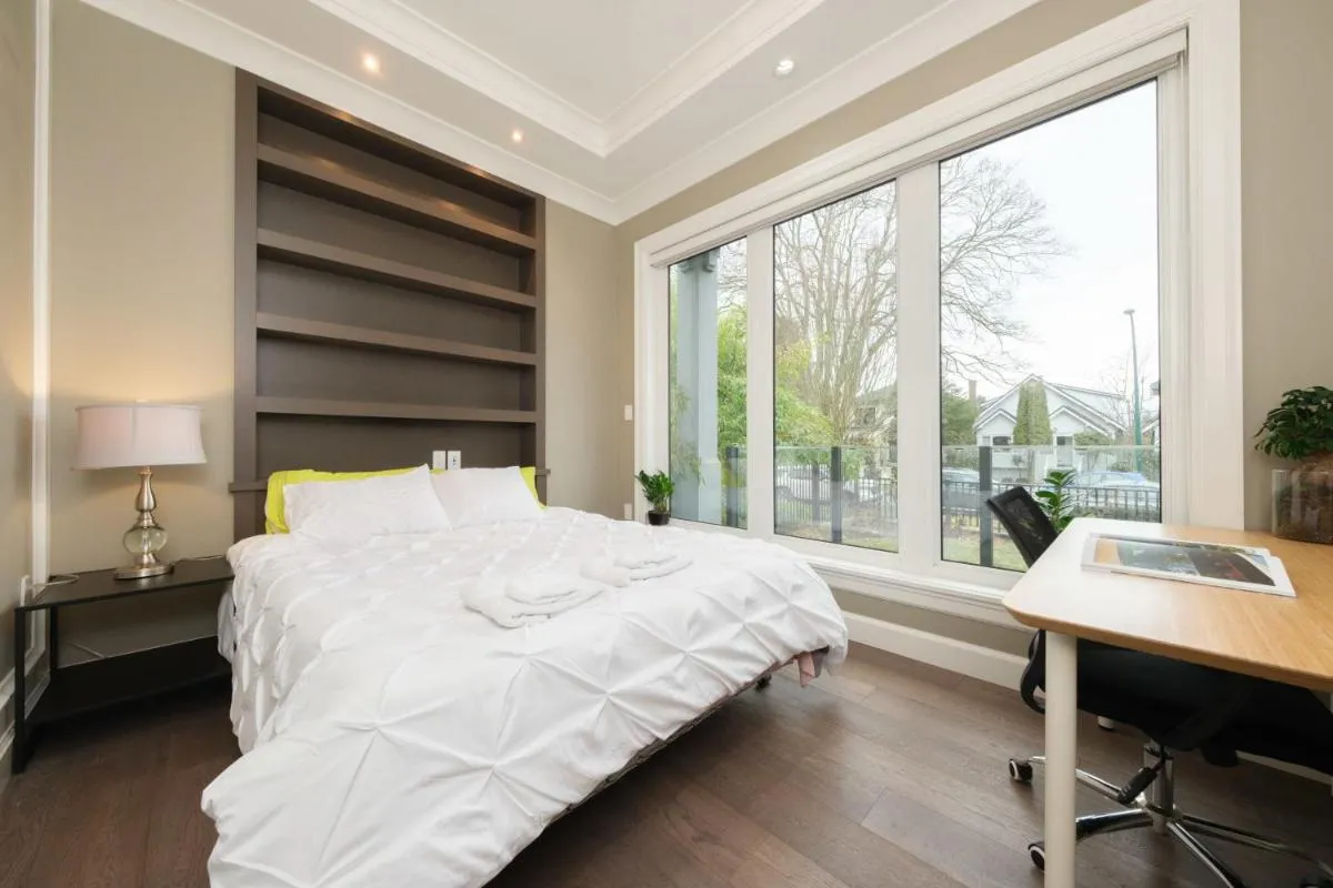 Image 3 of Basement Room with Shared Washroom in Deluxe Home