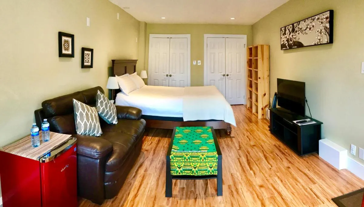 Image 1 of Bay View House