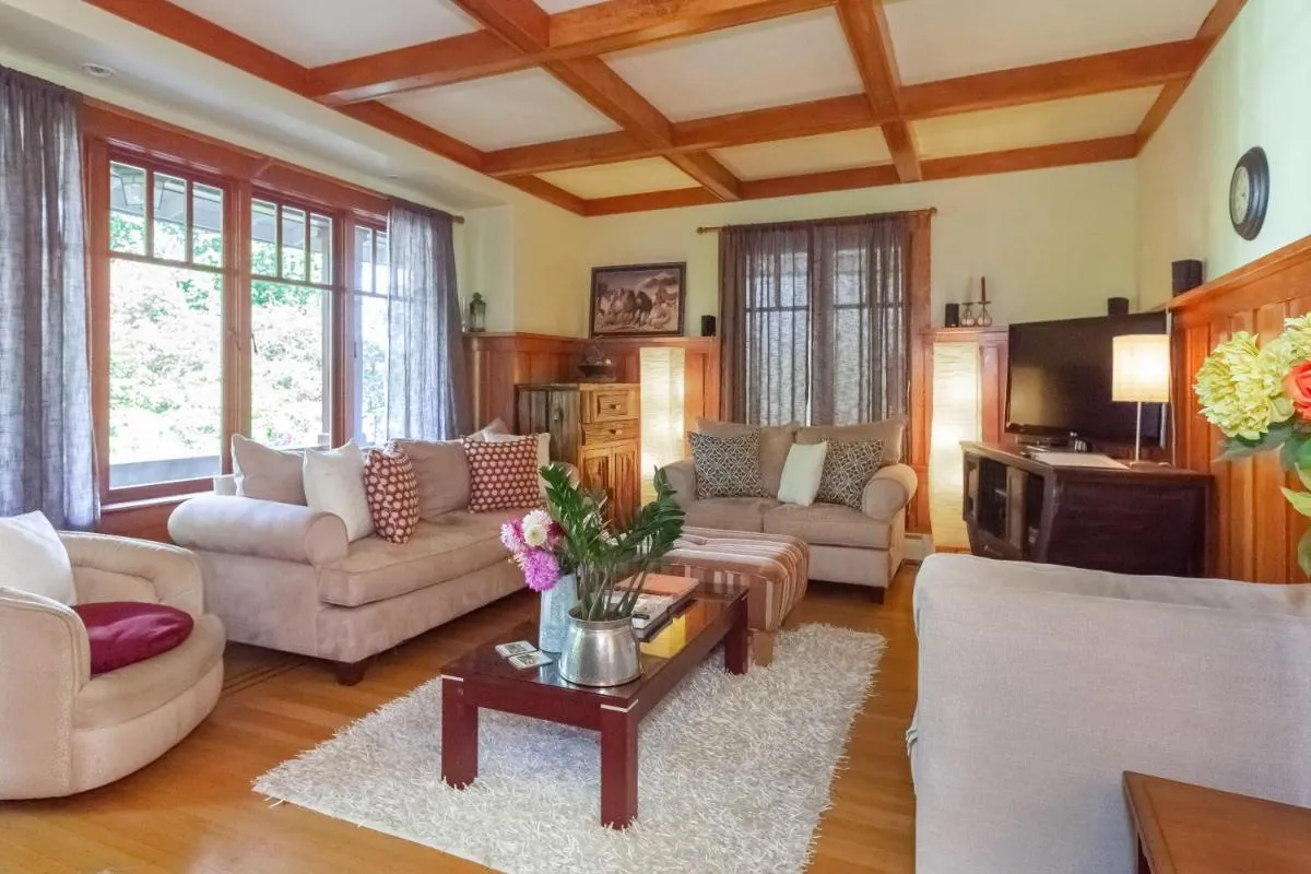 Image 3 of Beautiful, Quiet 3BR in Posh Kitsilano