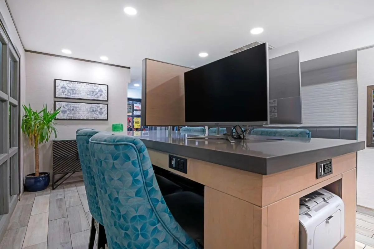 Image 3 of Best Western Plus Sands