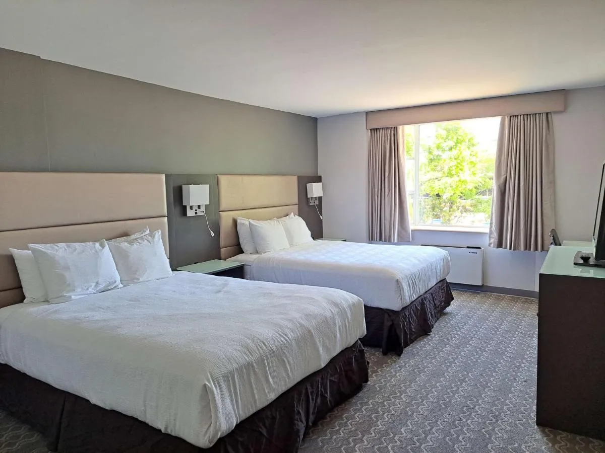 Image 4 of Best Western Plus Vancouver Airport Hotel
