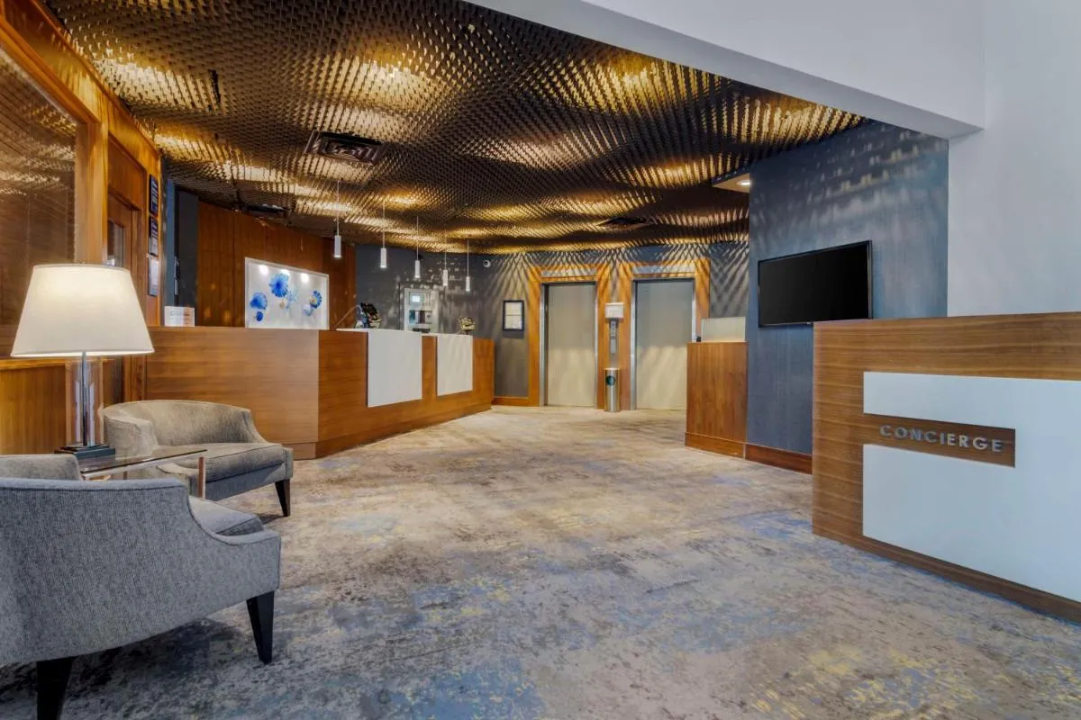 Image 5 of Best Western Premier Chateau Granville Hotel & Suites & Conference Centre