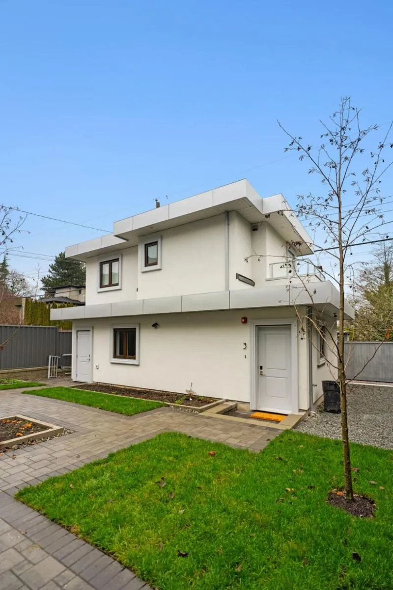 Image 6 of Brand New 2 Bedroom Point Grey Getaway