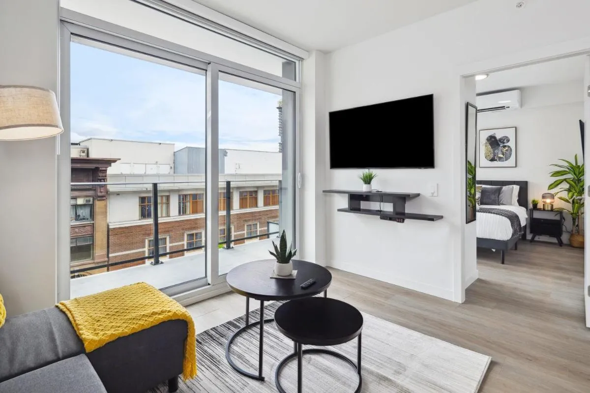 Image 3 of Brand New City Apt in Downtown Vancouver